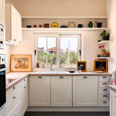 Melissi 1932 - Seaside And Melission